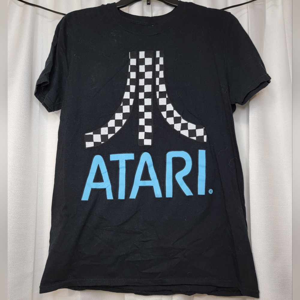 Black mens medium Atari shirt
